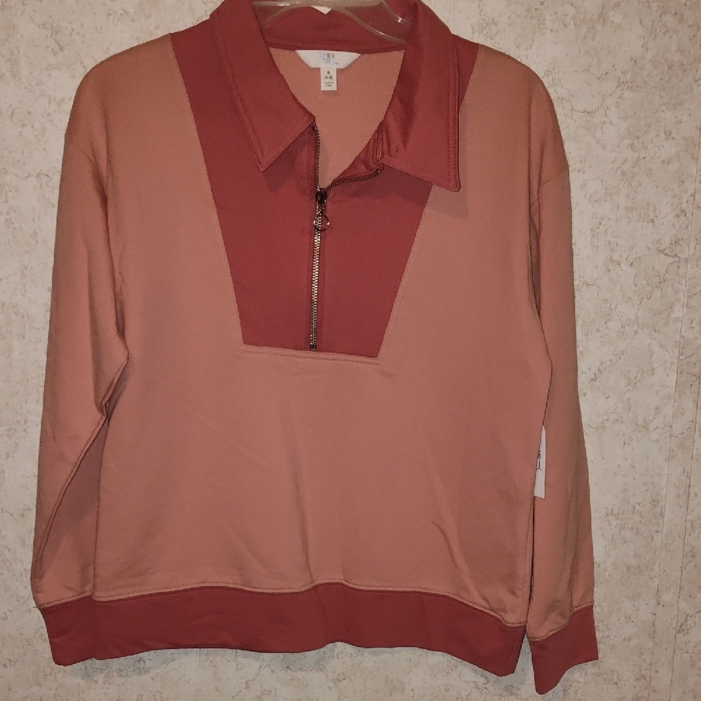 Time and Tru Women's Two-Tone Pullover - Rust and Coral